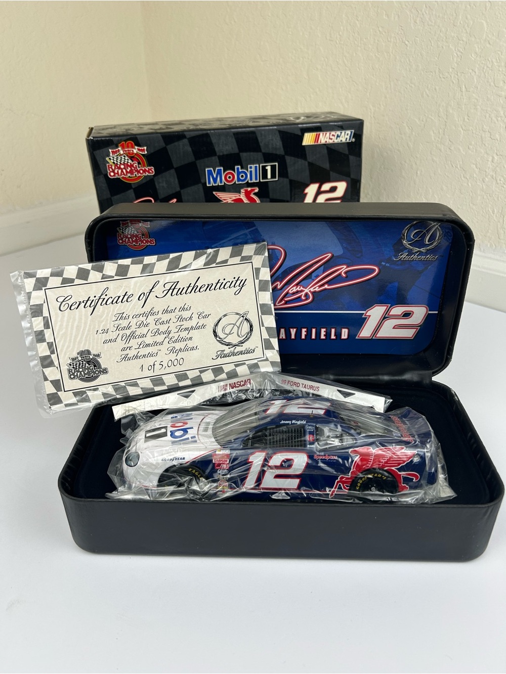 Racing Champions Jeremy Mayfield #12 Mobil 1 1:24 Die Cast NASCAR Car NEW